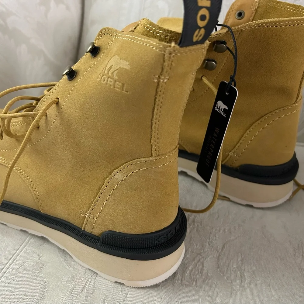 Sorel hi line lace combat boots super soft waterproof suede lightweight size 6.5